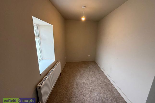 1, Willow Street, Darwen photo 5