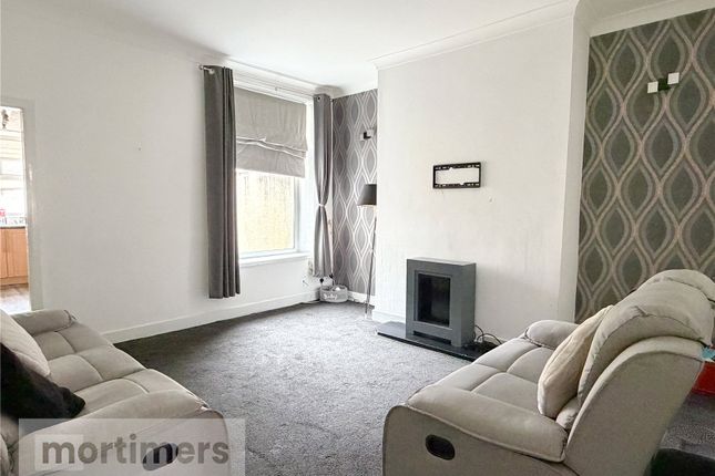 86, Cedar Street, Lancashire photo 2