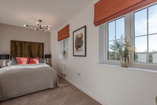 4 bed terraced house for sale in Maiden Lane, Crayford DA1