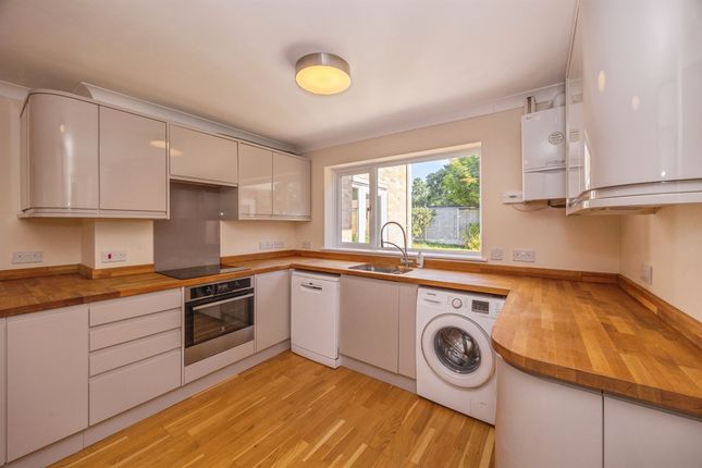 21, Hulbert Road, Waterlooville photo 3
