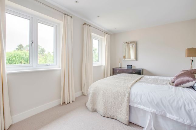 80 Gregories Road, Hp9 1Hl (Low Res)-1