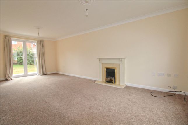 79, Moyle Park, Trowbridge photo 3