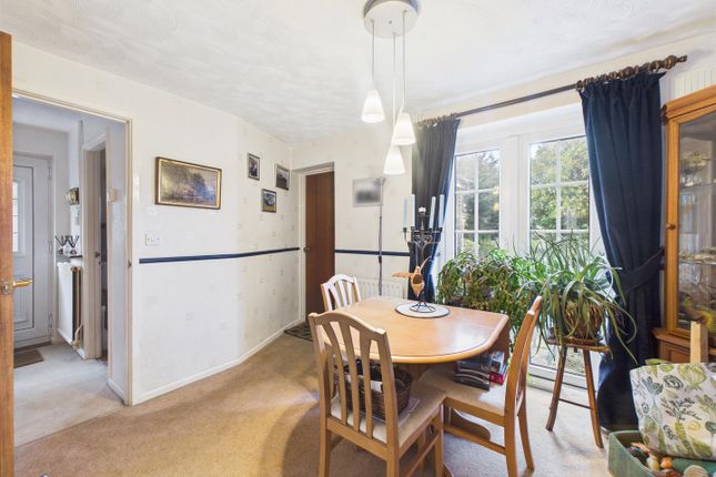 38, Albemarle Road, Gloucester photo 4