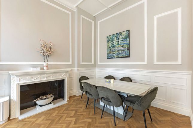 Flat 1, 52, Eaton Place, London photo 3