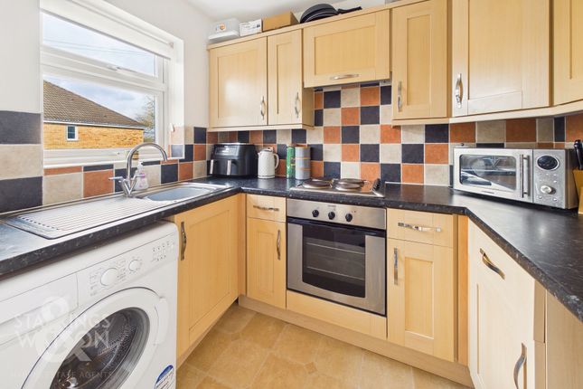 20 Dukes Road, Bungay photo 3