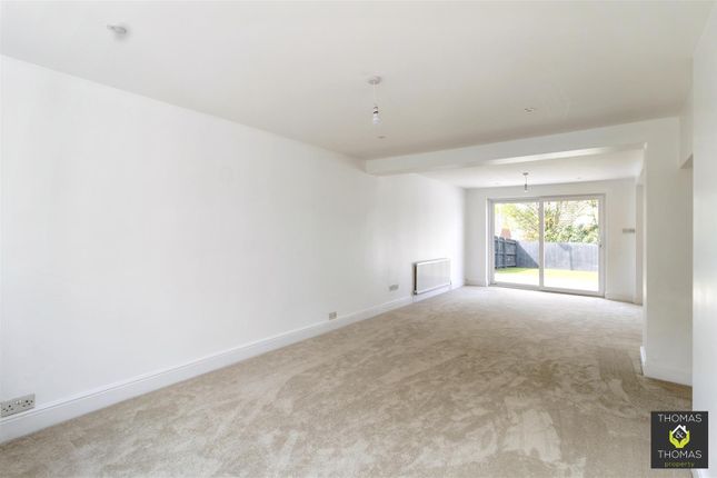 246, Stroud Road, Gloucester photo 4