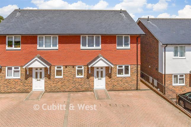 3-bed semi-detached on 2, Mulberry Way, Crowborough, £400,000