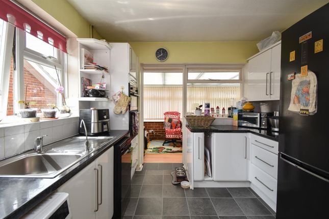 137, Ashford Road, Hastings photo 4