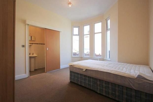 Flat for sale in Cwmdare Street, Cathays, Cardiff