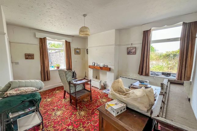 1, Greenhurst, Buxton photo 3