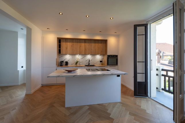 Apartment for sale in Menthon Saint Bernard, Annecy / Aix Les Bains, French Alps / Lakes