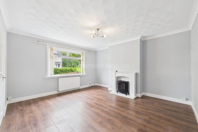 51, Spruce Avenue, Johnstone photo 2
