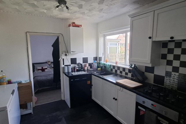 58, Heol Poyston, Cardiff photo 4