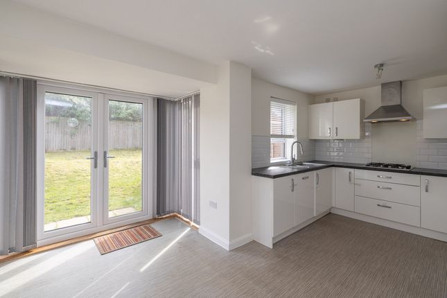 4, Rovers Way, Doncaster photo 2