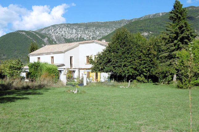 Thumbnail Detached house for sale in 05700, Serres (Commune), Serres, Gap, Hautes-Alpes, Provence-Alpes-Côte D'azur, France