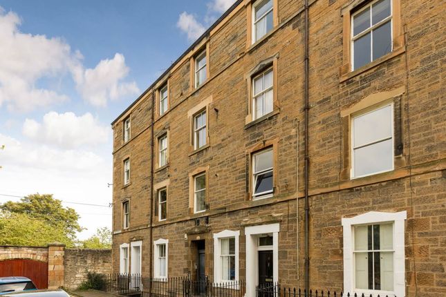 Thumbnail Flat to rent in Saxe Coburg Street, Stockbridge, Edinburgh