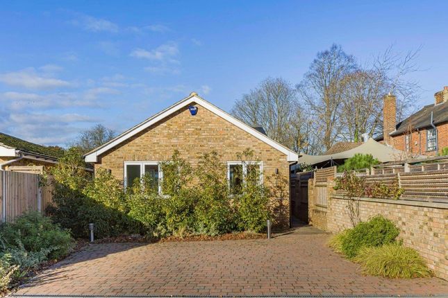 Thumbnail Bungalow for sale in Queens Road, Harpenden