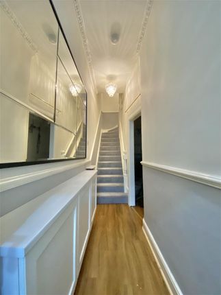 13, Station Road, Clevedon photo 4