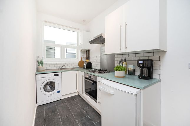 67B, Robinson Road, London photo 2