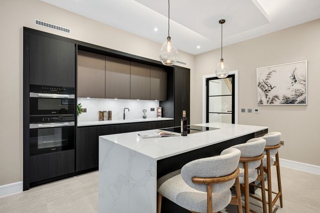 Flat Elmhurst House, Abbotswood Place, Abbotswood Road, London photo 4