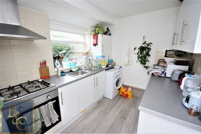 37, Vincent Road, Wood Green photo 4