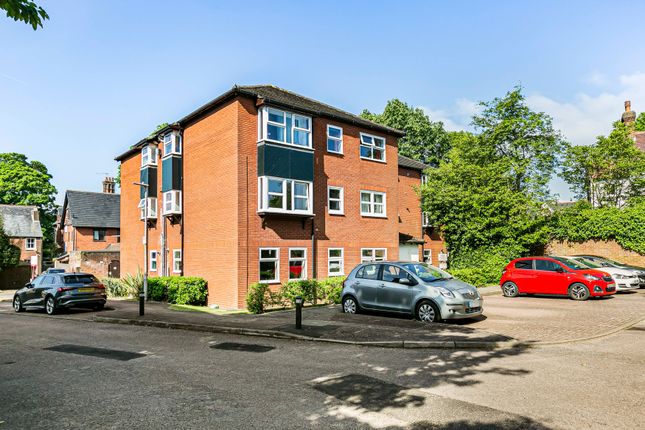 Thumbnail Flat for sale in Lime Tree Place, St Albans