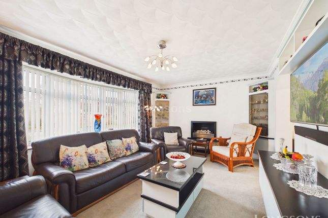 28, Bellmere Way, Thetford photo 2
