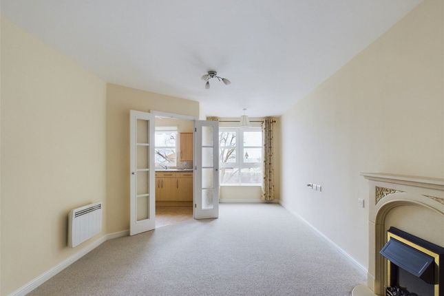 Flat for sale in Union Place, Worthing