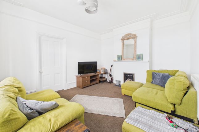 1 Rosevere, Bencoolen Road, Bude photo 2