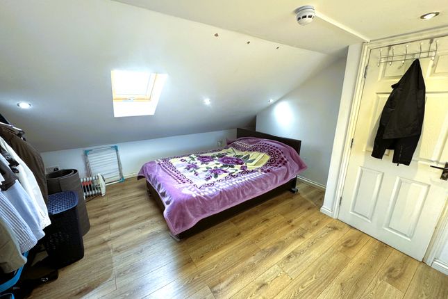 31, Windsor Road, Ilford photo 2