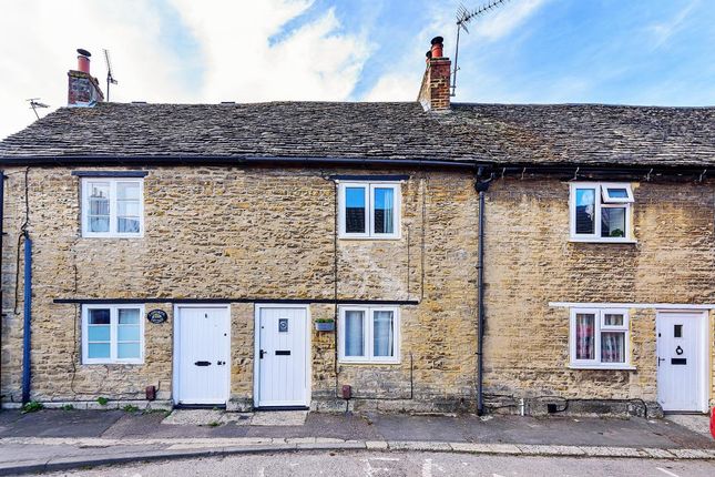 Thumbnail Terraced house for sale in Witney, Oxfordshire