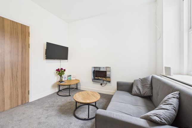 Flat 1, 49, Union Road, Exeter photo 4