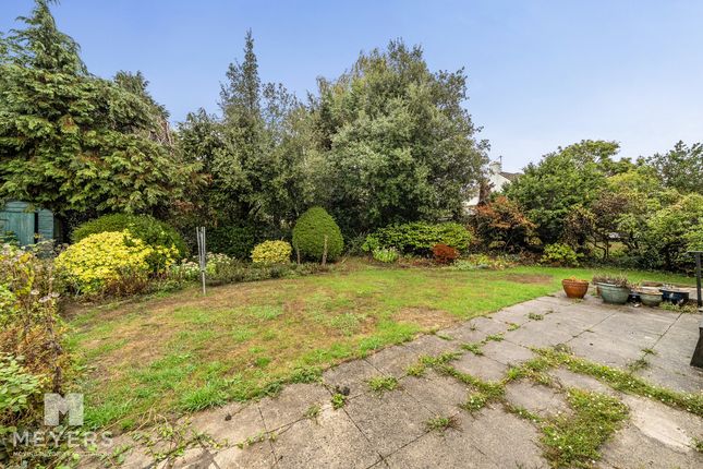 17, River Close, Wimborne photo 3