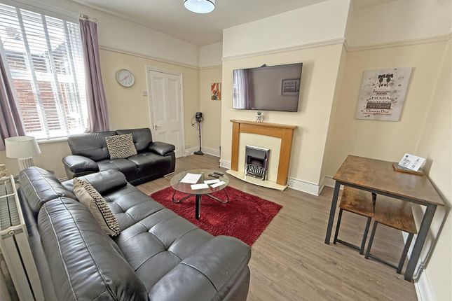 30, Park Crescent East, North Shields photo 2