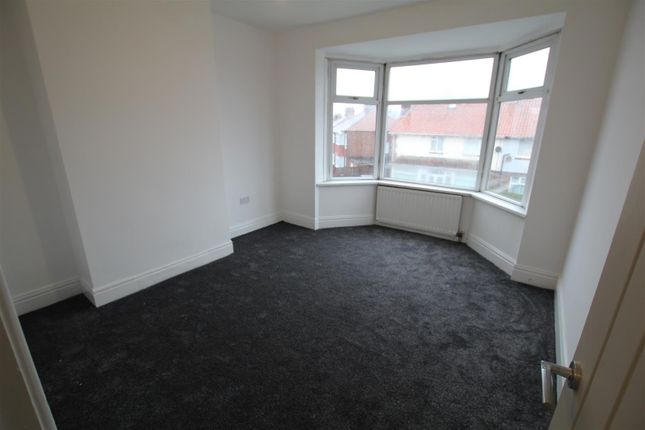 63, Hadrian Road, Newcastle Upon Tyne photo 5