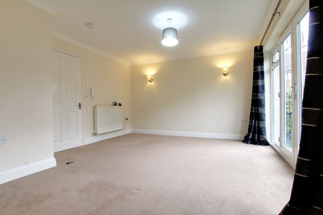 21, Old Station Place, Chatteris photo 4