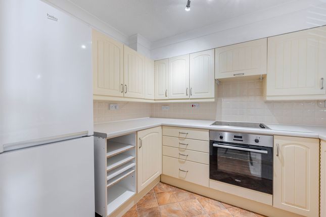 41 Cairns Court, Norwich photo 4