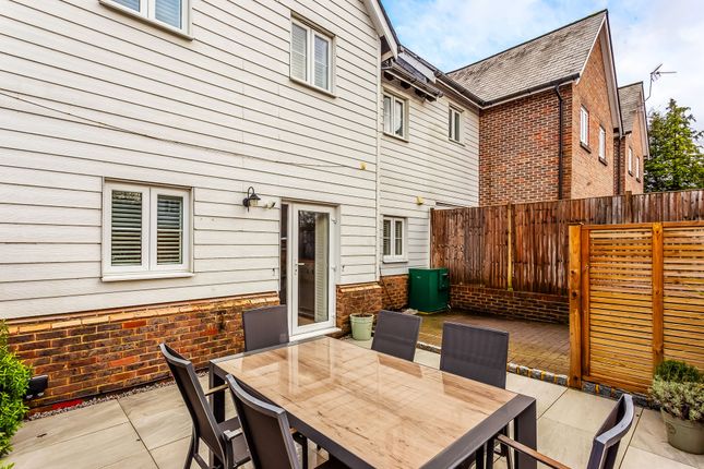 End terrace house for sale in Broomfield, Bells Yew Green
