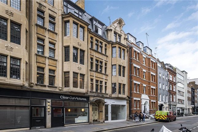 Thumbnail Flat to rent in Newman Street, London