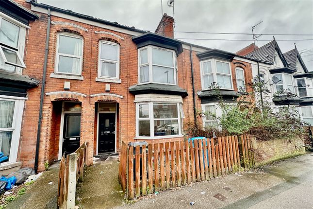 Thumbnail Terraced house for sale in May Street, Hull