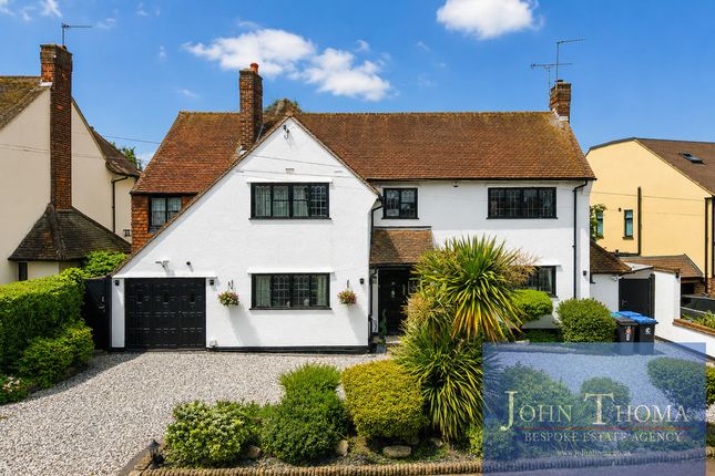 8, Chester Road, Chigwell photo 3