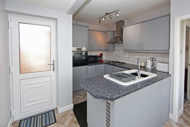 33, Poplar Drive, Telford photo 4