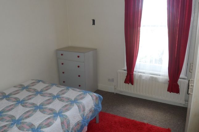 Quadrant road, Thornton Heath photo 3