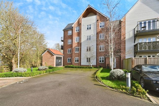 Flat for sale in Waterside Drive, Ditchingham, Bungay