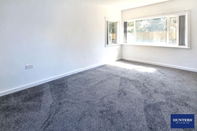 26, Northdale Mount, Bradford photo 3