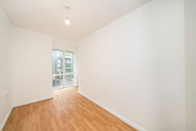 14, Geneva Court, London photo 4