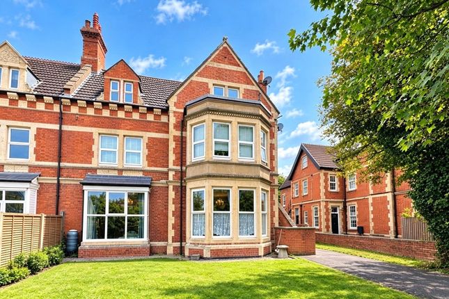 1-bed flat on Flat 1, 72, Berrow Road, Somerset, £195,000