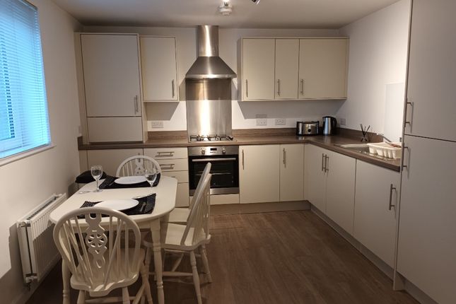 2 bed flat to rent in Spencer Court, Froghall, Aberdeen AB24