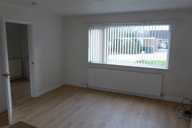 Girdlers Close, Coventry photo 2