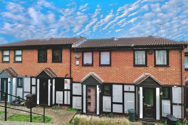 Thumbnail Terraced house for sale in Goose Close, Chatham